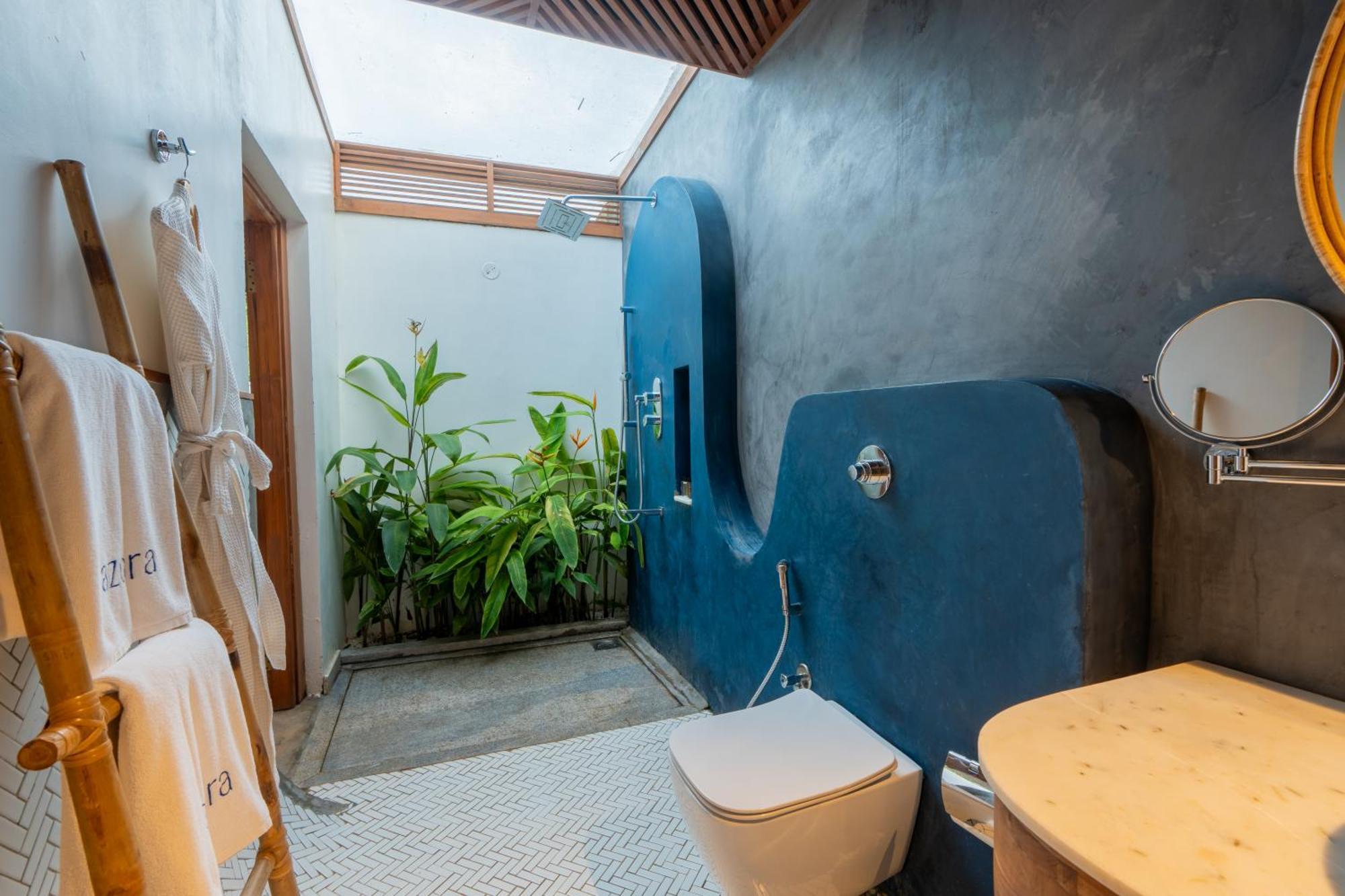 Hotel Azora By Ayatana, Goa 4*