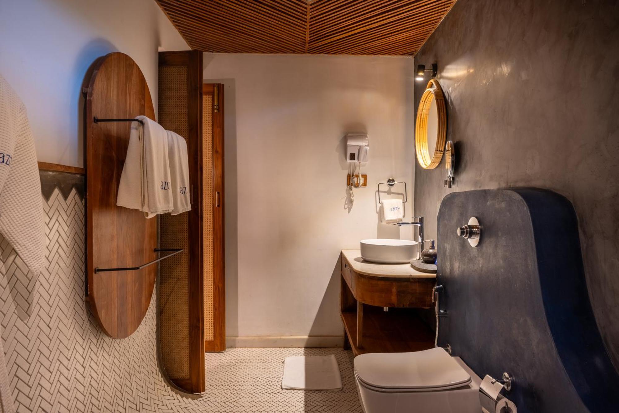 Azora By Ayatana, Goa Hotel